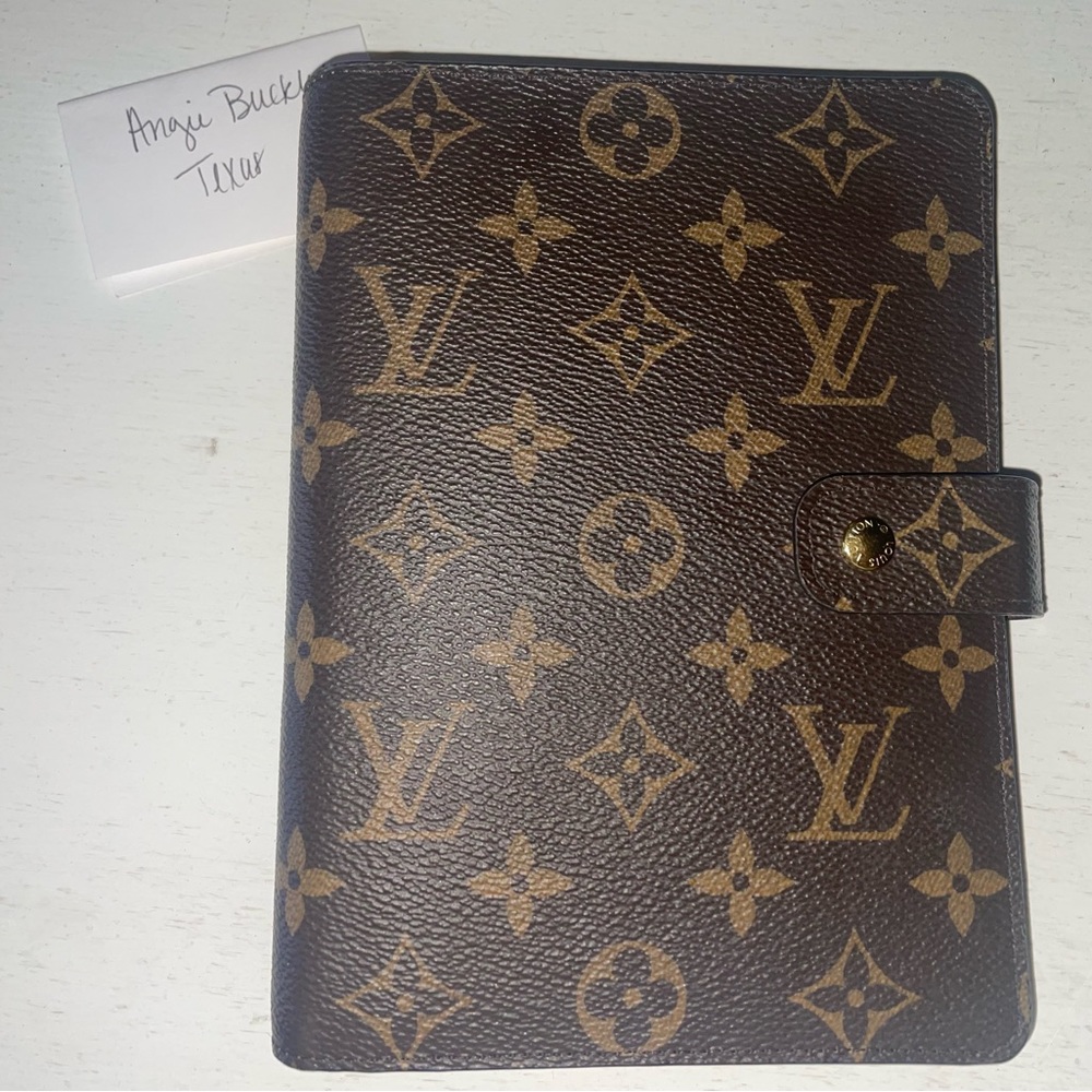 Louis Vuitton Medium Agenda